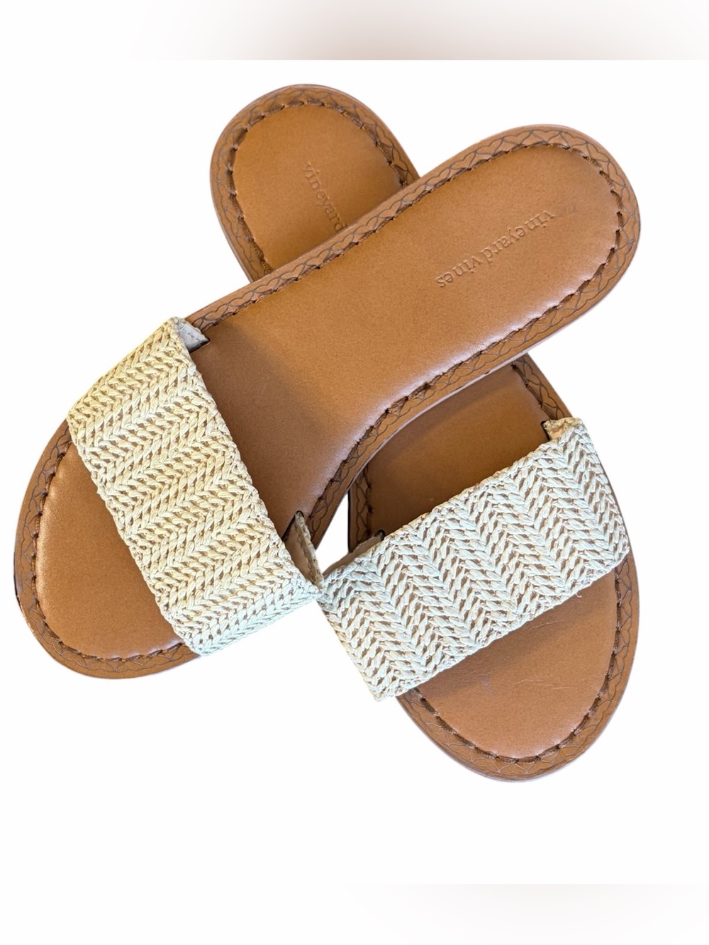 Vineyard Vines Neutral Tan Slide with Logo Detail